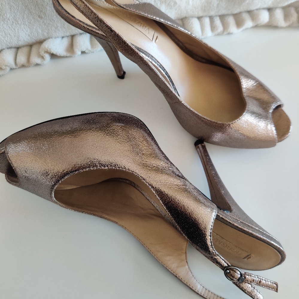 BCBGMAXAZRIA Libbymet Crinkle Metallic  Leather heels